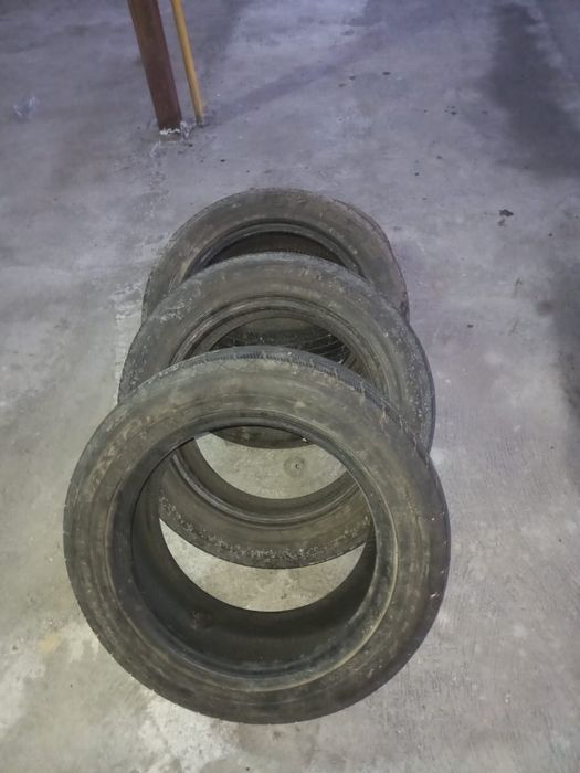 Продам зимние шины 4 шт размер 185.60.R15