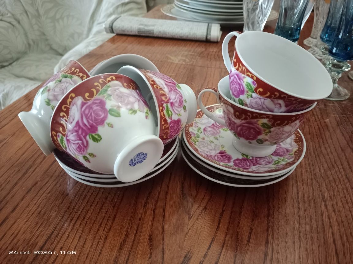 Чайных сервиз, набор чашек и блюдца