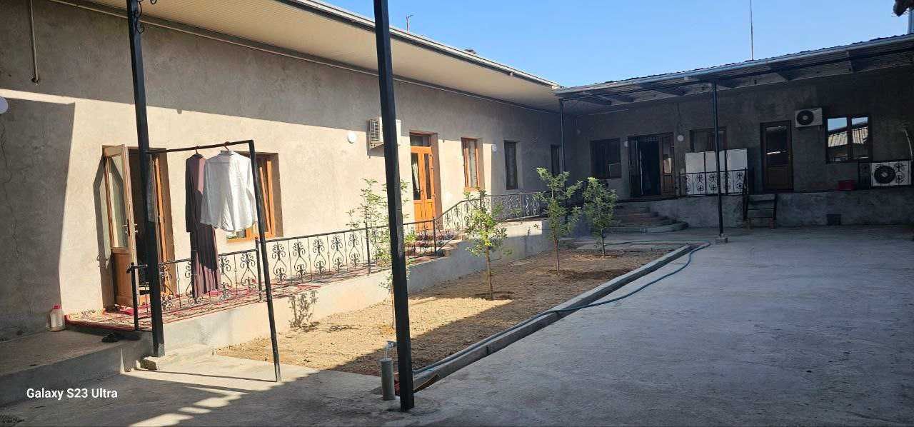 Toshkent tumani Koktarek sagbon maxalada 4.8 sotuv 6 xona uchaska
