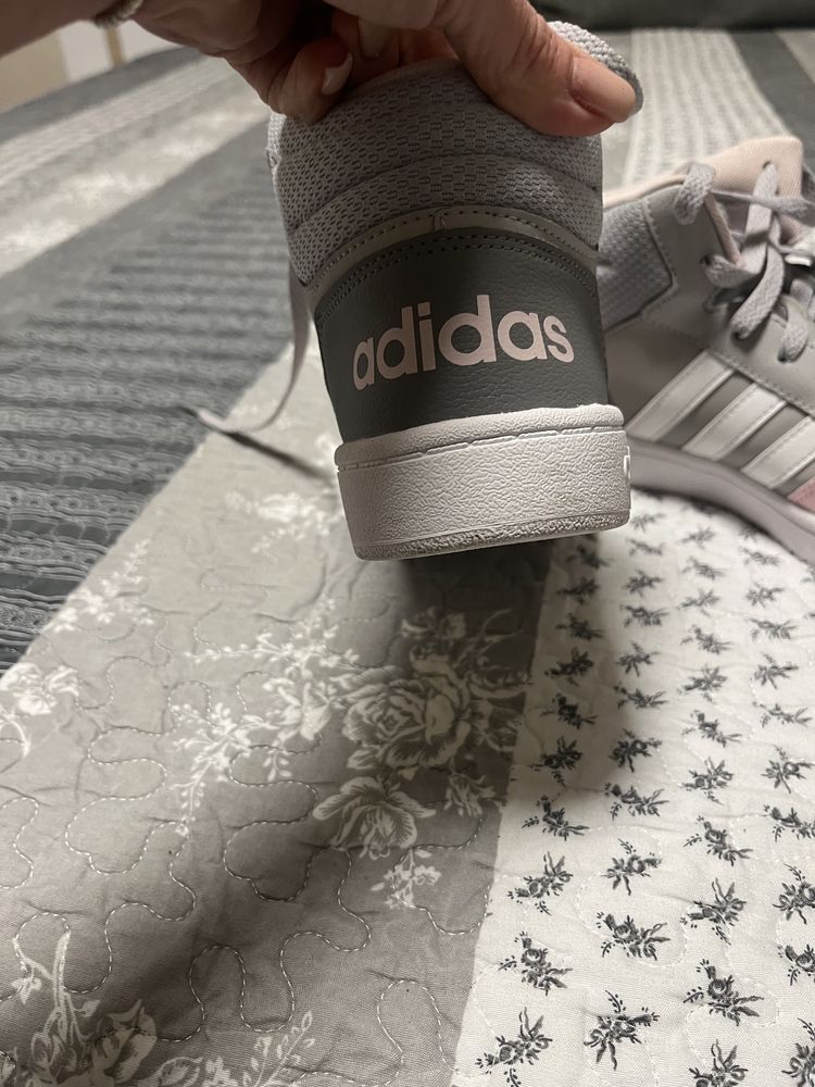 Маратонки Adidas