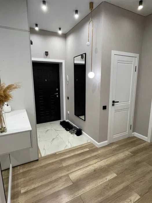 СРОЧНО !!! Сдaётся квартира. Ориентир: метро Буюк Ипак Йули 627*