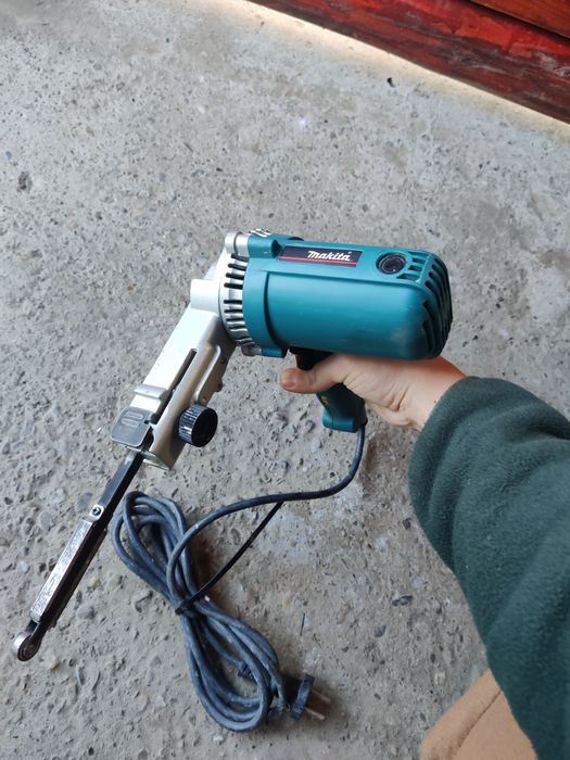 Șlefuitor Bandă Makita 9032