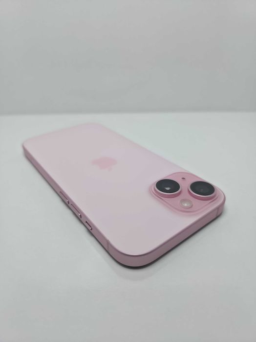 iPhone 15 128GB Pink