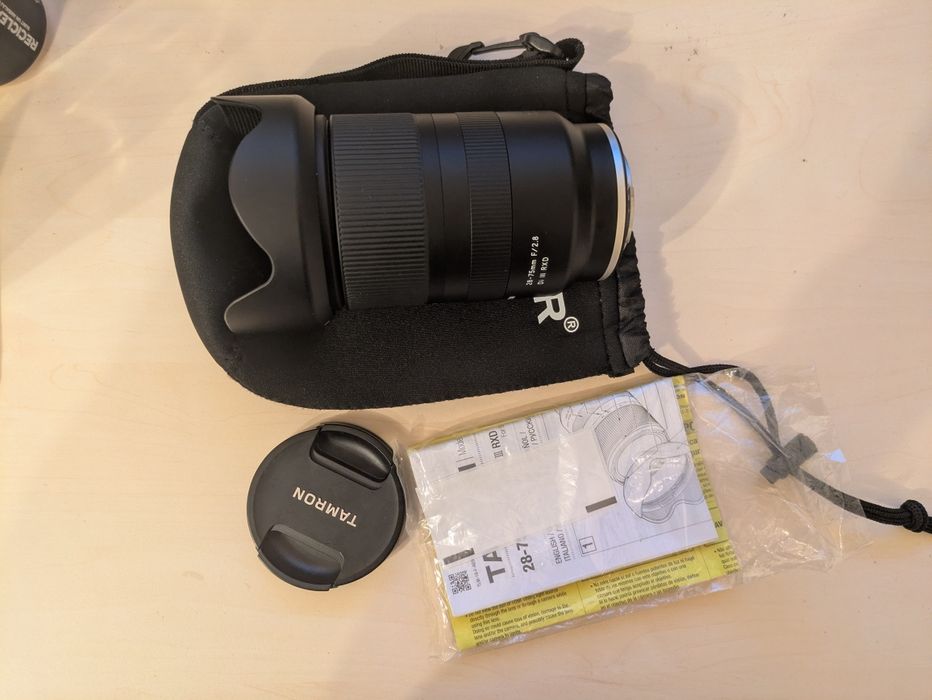 Tamron 28-75mm / 2.8 Di III RXD
