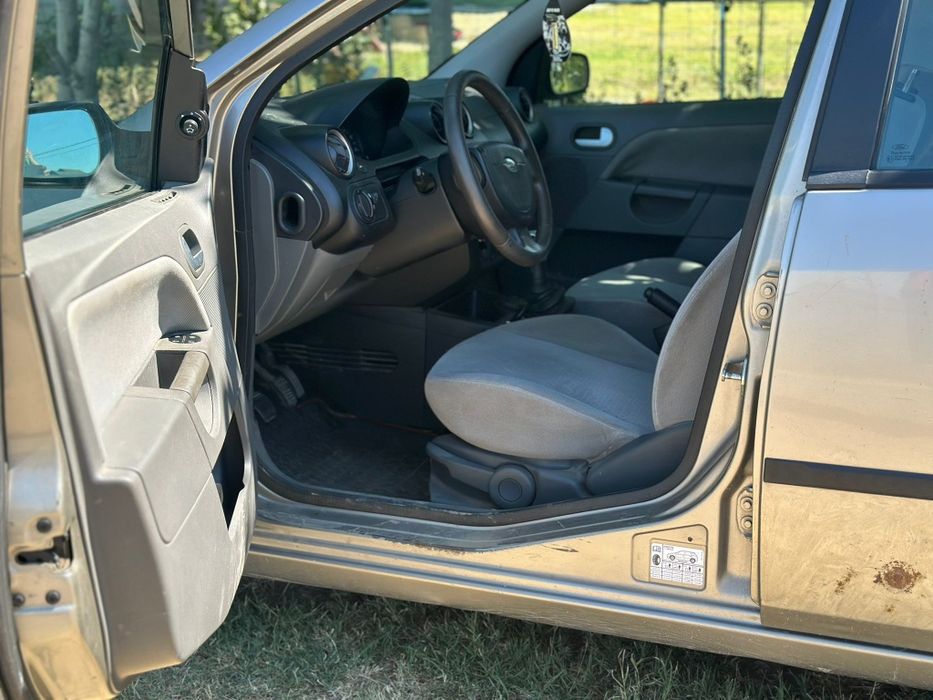 Ford Fiesta 1,3 benzina