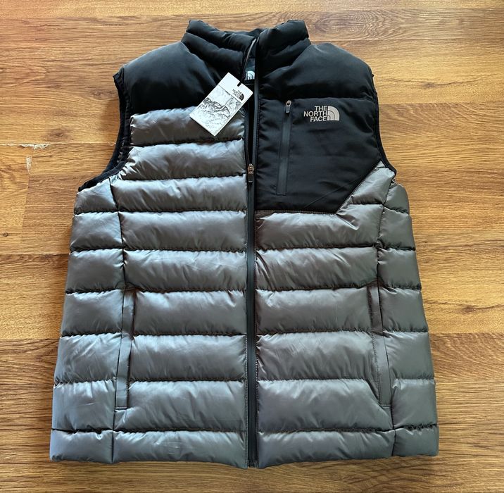 Мъжки елек The North Face в сиво с черно