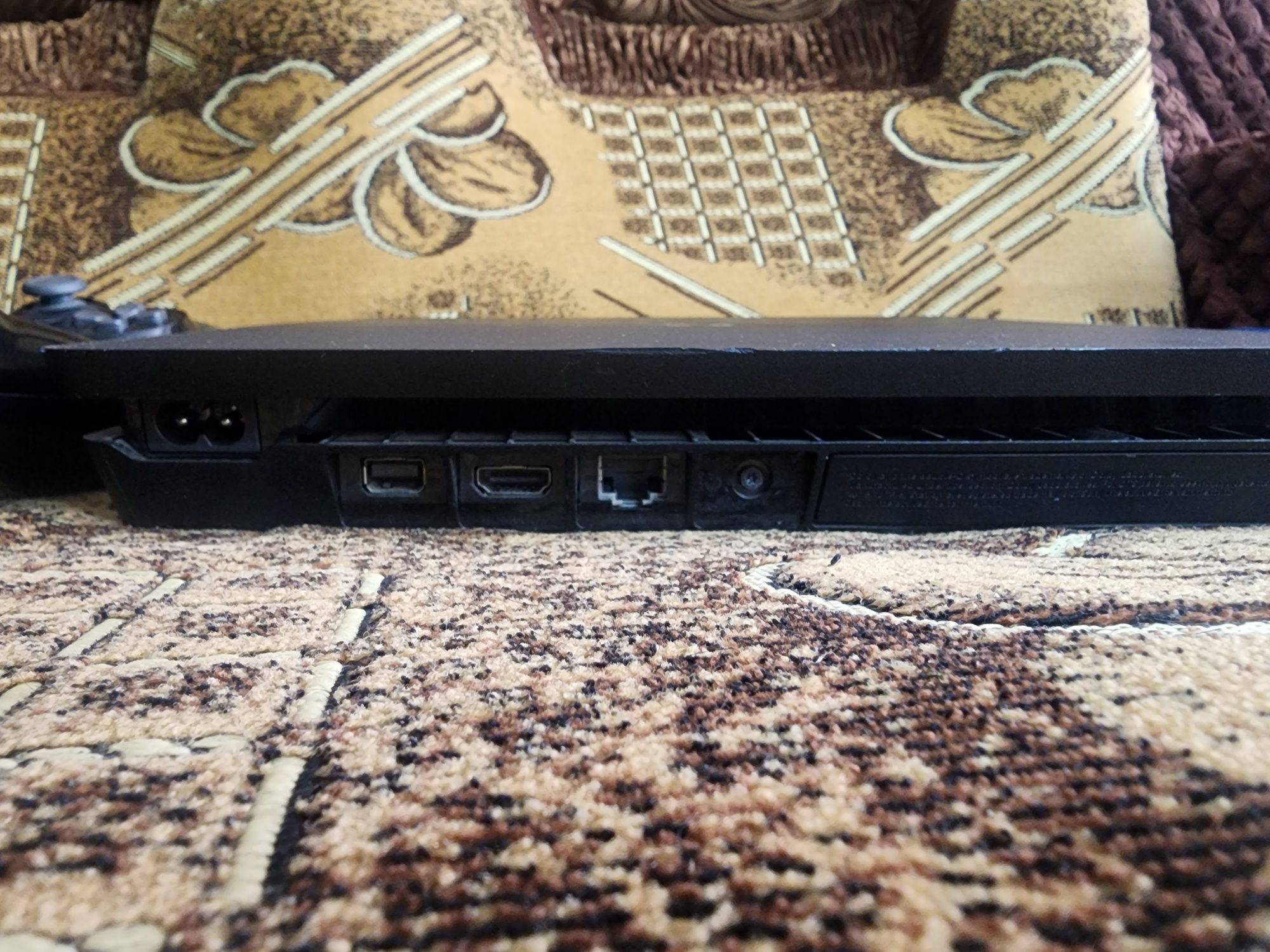 plastation 4 slim 500G