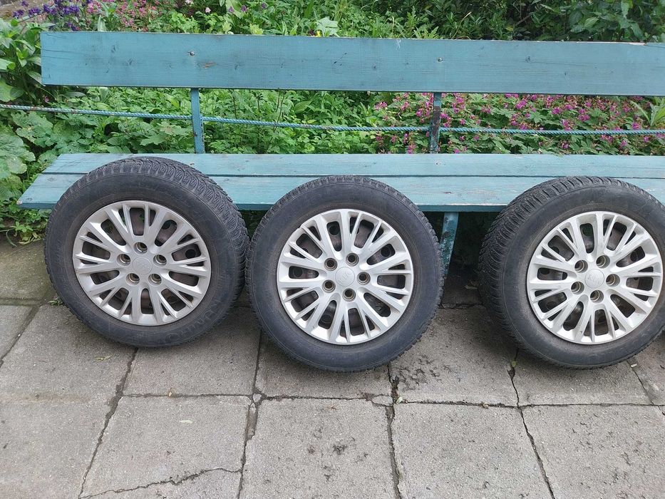 Продавам железни джанти и оригинални тасове за кия