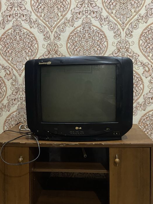 Телевизор Soundmax Rus