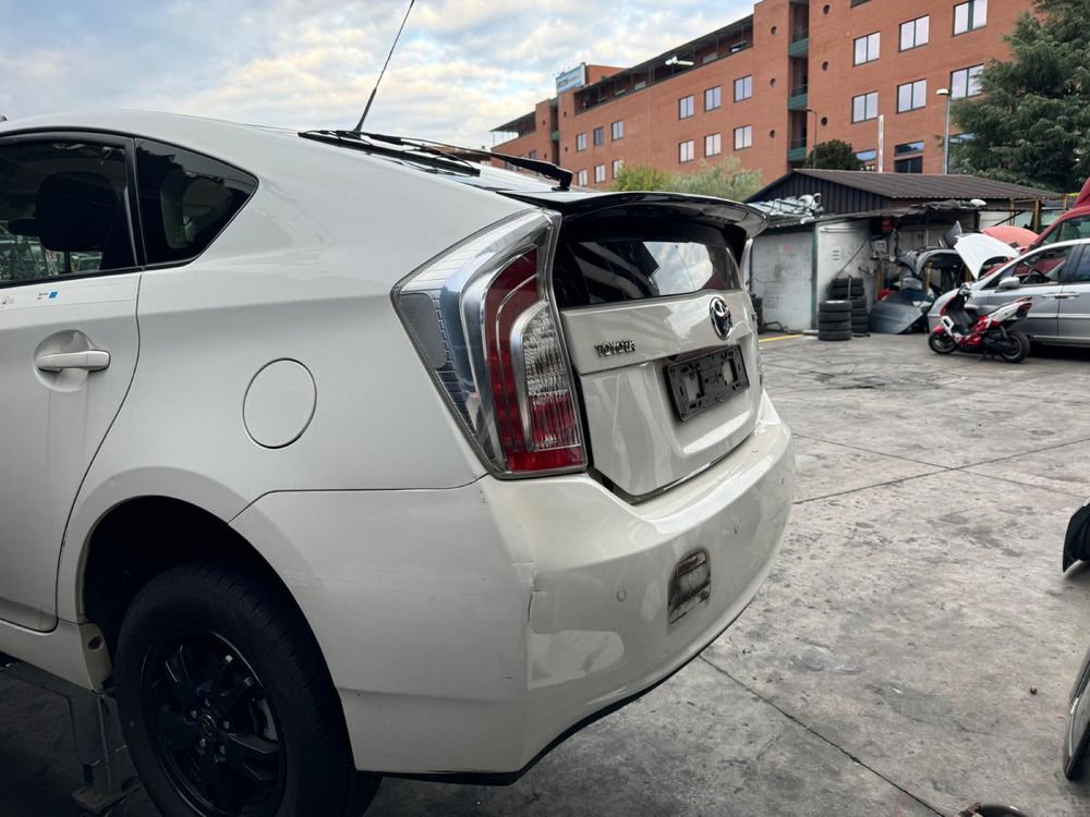 Piese Toyota Prius 3 1.8B Hybrid Facelift. 2011-2014. Volan stinga.