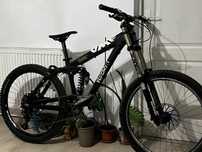Bicicleta downhill umf freedy one