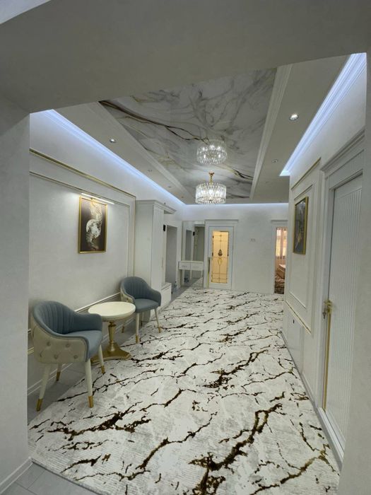 Продаётся 4 х комнатная квартира