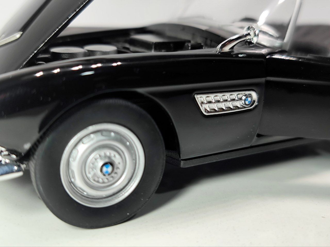 BMW 507 коллекционная масштабная модель металлическая - Доставка