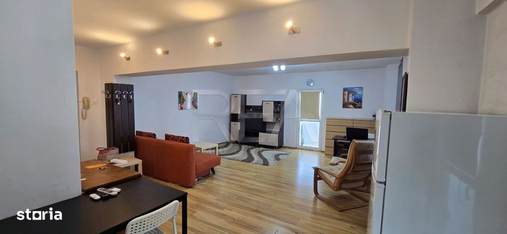 Garsoniera decomandata Calea Calarasilor – 2 balcoane, etaj 6