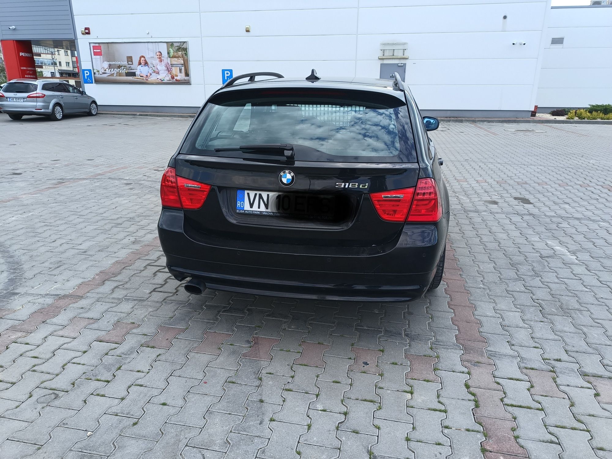 Vând BMW serie 3 , acte la zi