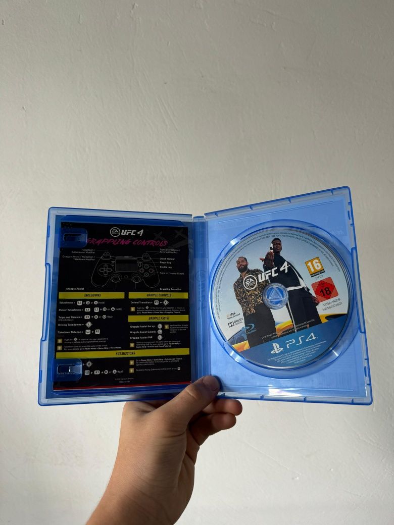 В продаже UFC 4 на пс4