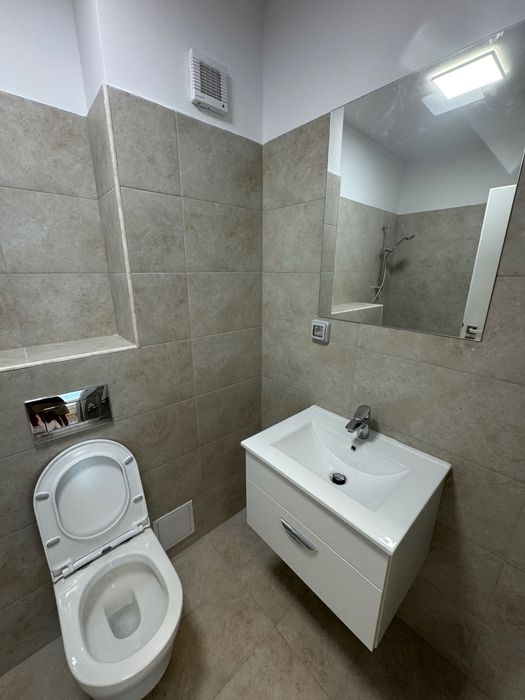 Apartament  3 camere | Factură pe firmă | Parcare