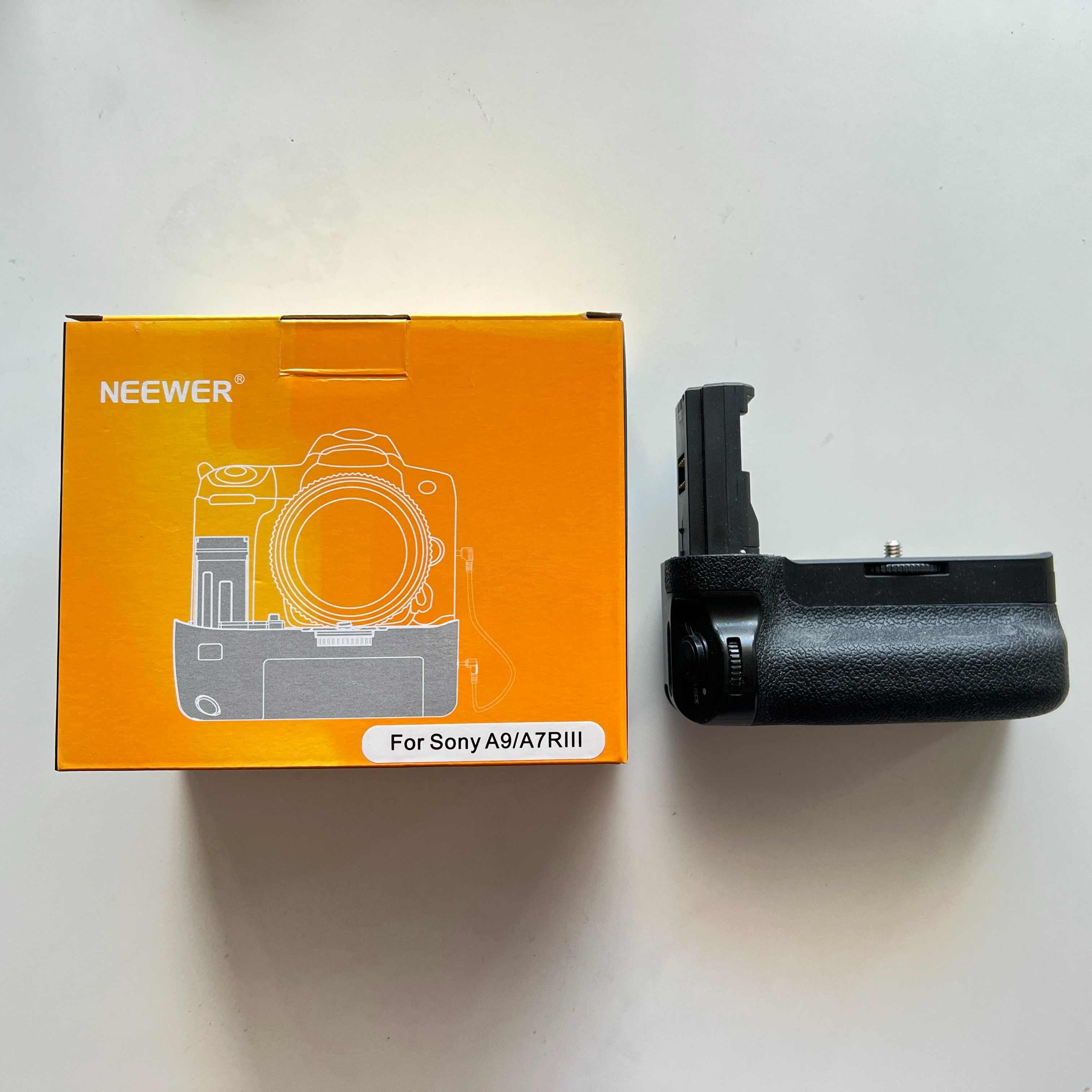 Neewer Vertical Battery Grip Sony A9 A7III A7RIII
