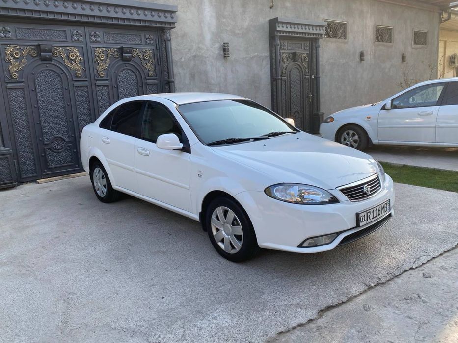 Продам Lacetti Gentra