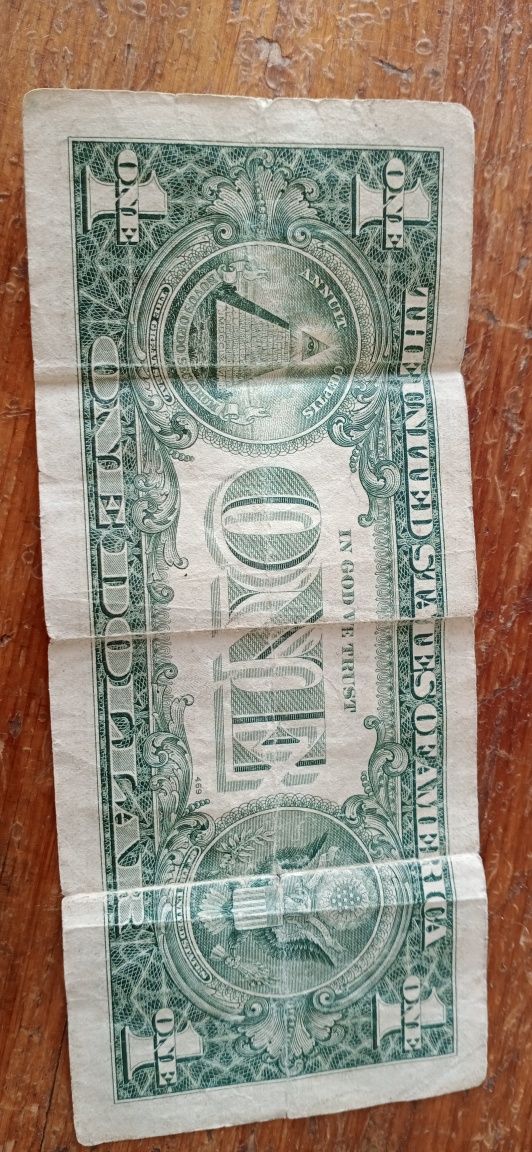 Продам однодолларовую банкноту 1988г