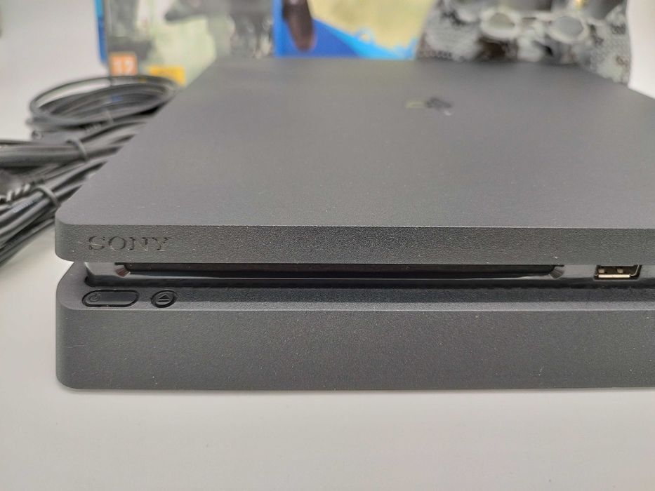 [ps4] Пълен Комплект PlayStation 4 Slim 1 ТБ / като НОВ