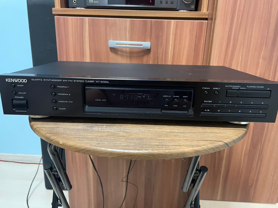 Kenwood KT-2020L Stereo Tuner FM/AM