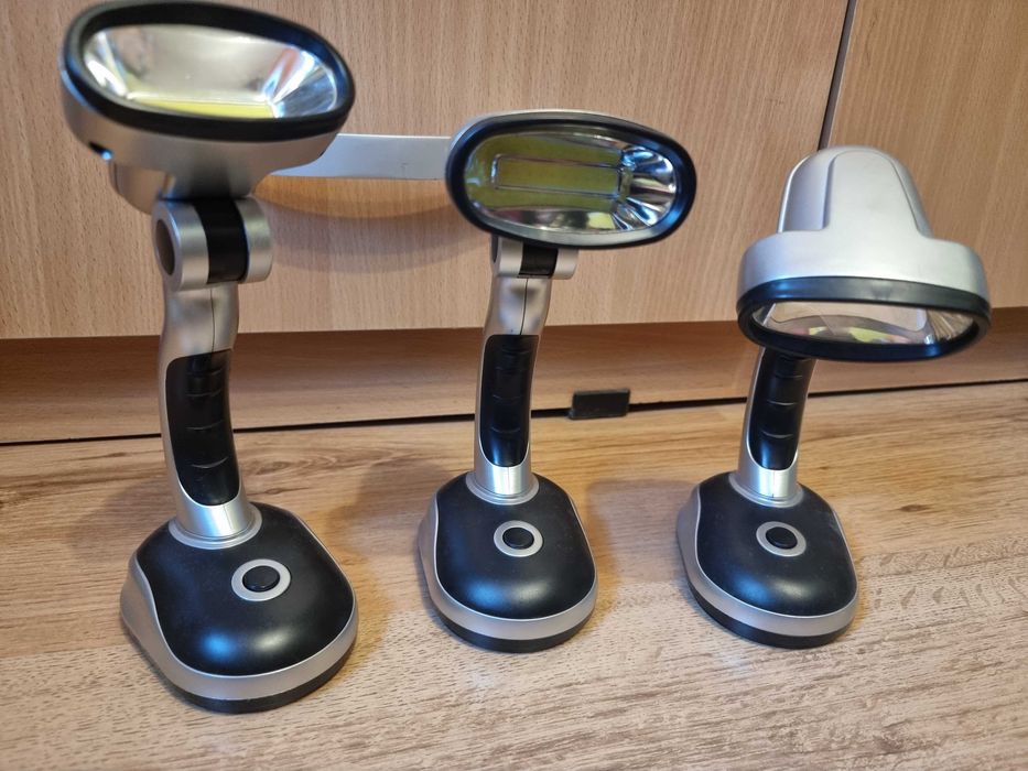 Lampa Neagra Argintie cu Baterii de Birou 3W