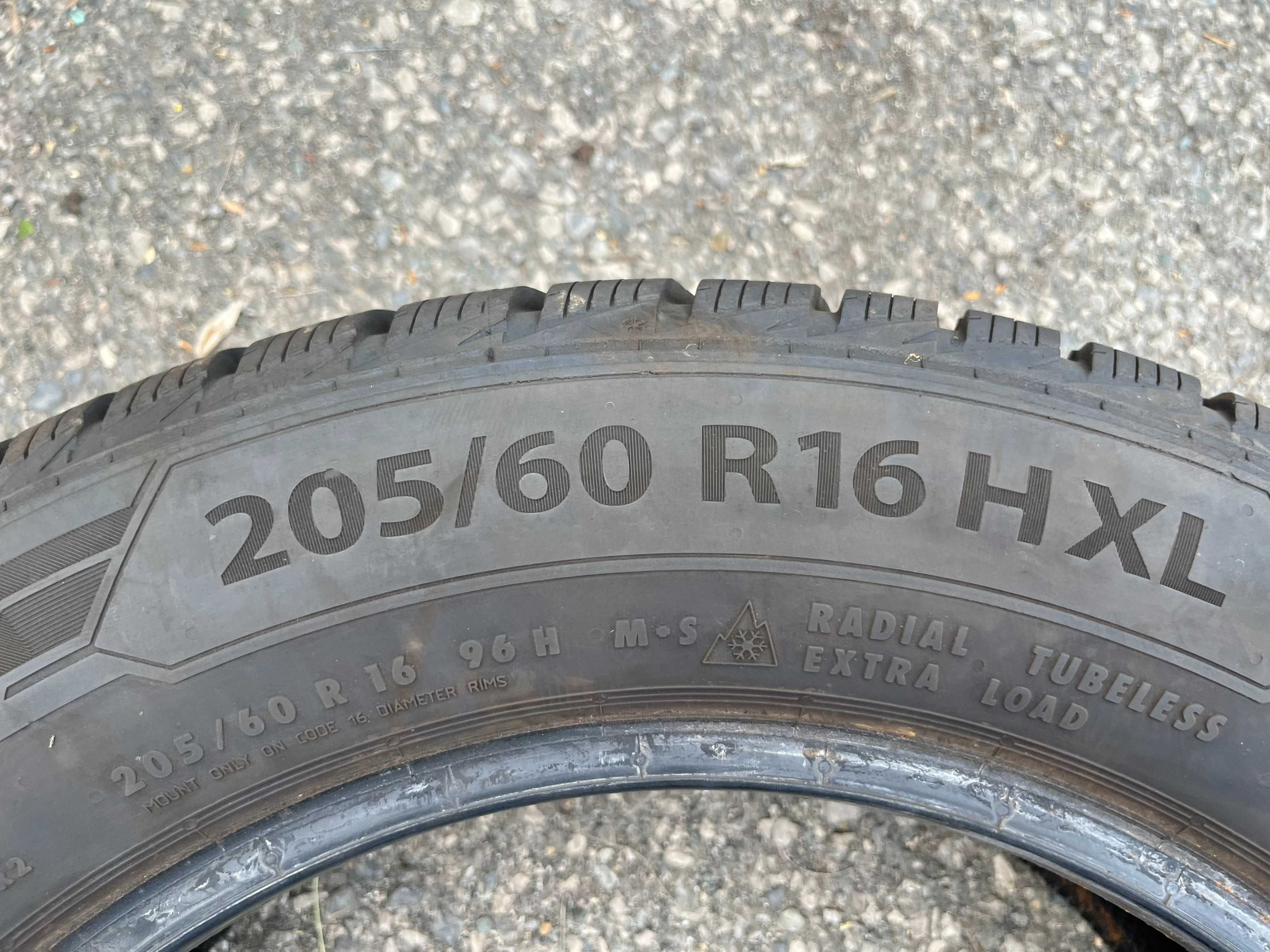зимни Гуми Barum  205/60/16  с ДОТ  36/2019г