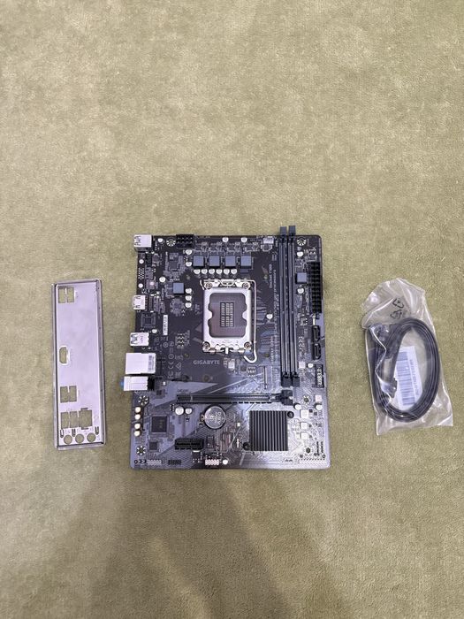 Placa de baza Gigabyte H610M K DDR4, Socket 1700