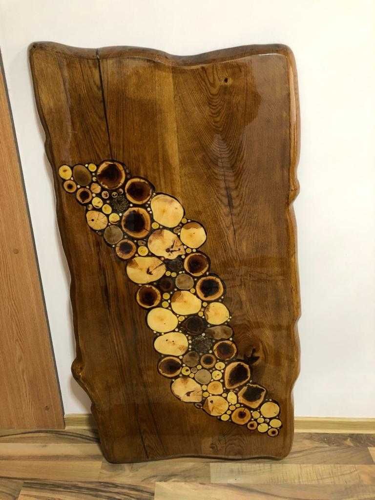 Masa, din lemn masiv stejar cu rasina epoxidica