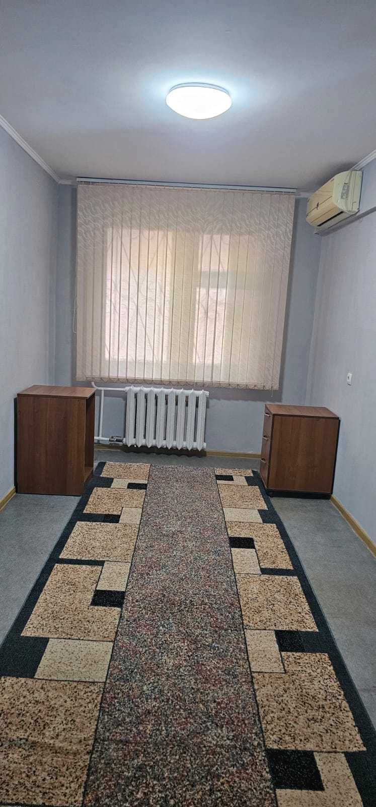 3-комн.кв., пр. Женис/ул. Маскеу, Центр города, 57 кв.м. Продам.