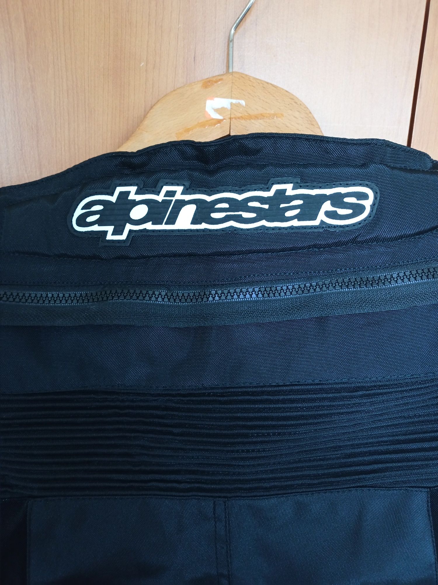 Мото-панталон Alpinestars и Dainese  текстилни