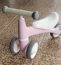 Tricicleta Skiddou Berit Ride-On  Keep Pink