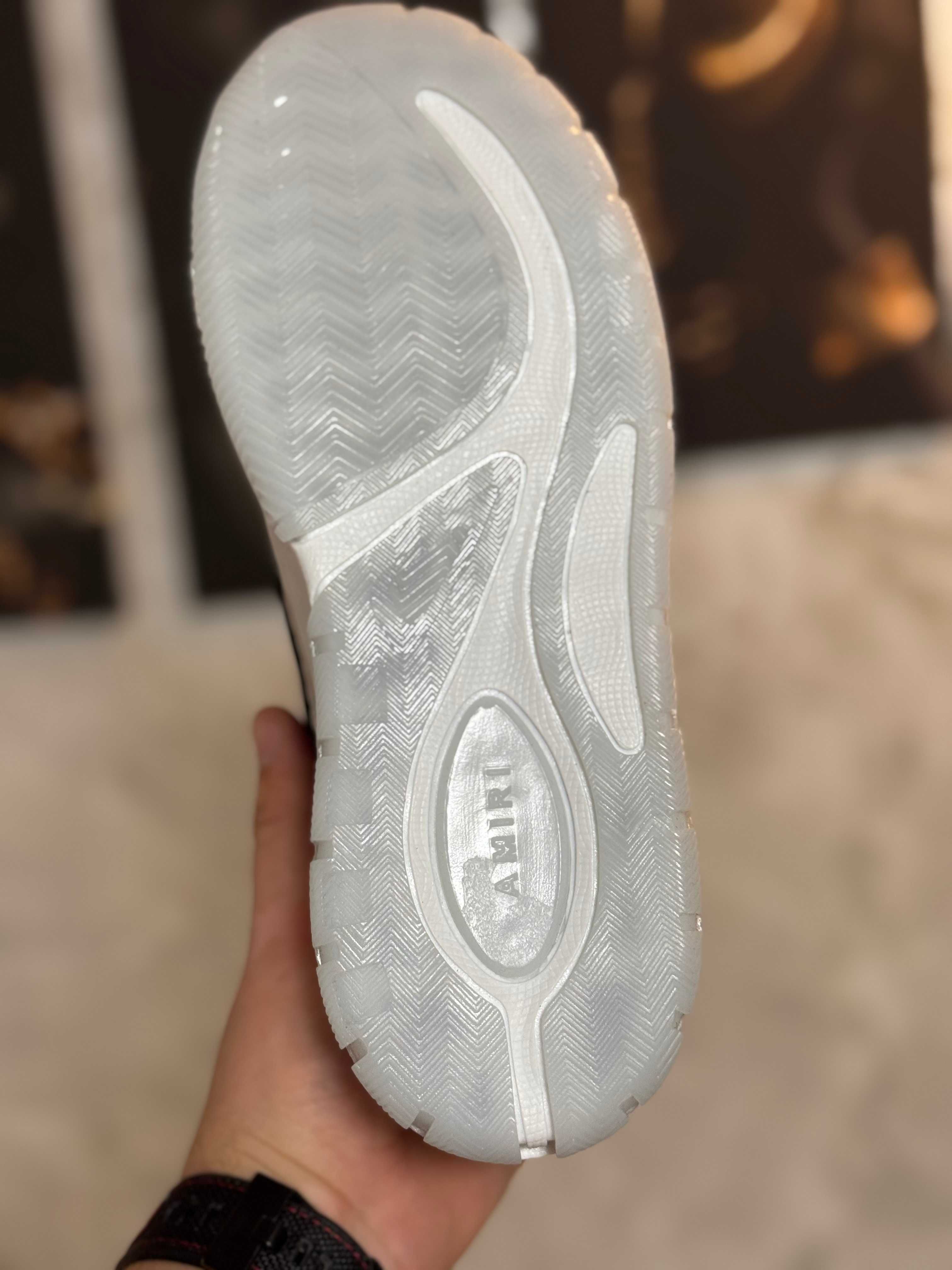 Adidasi Barbati Amiri MA-1 White & Black!