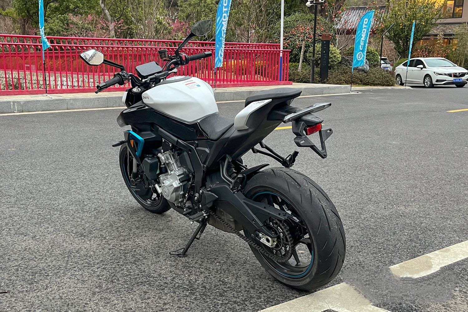 Мотоцикл CFMoto 675NK ABS заказ