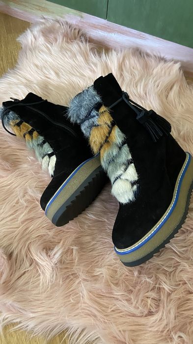 Естествен велур обувки/боти