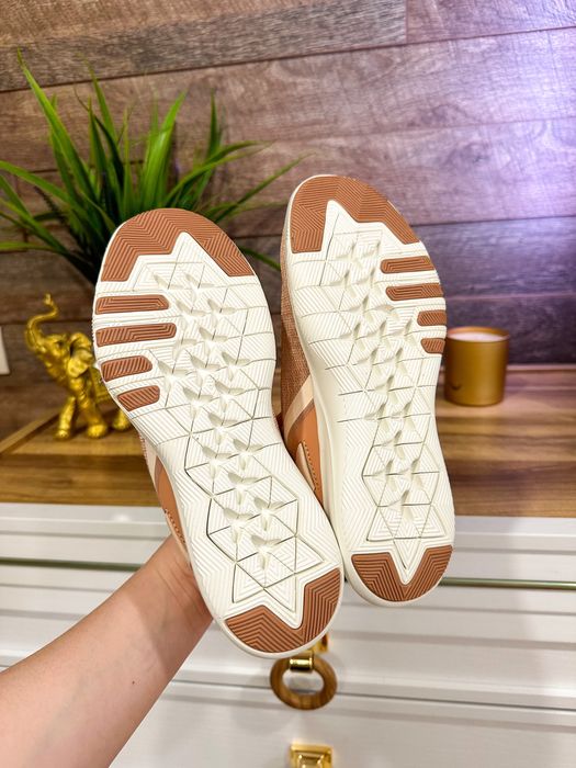 Оригинални Nike маратонки