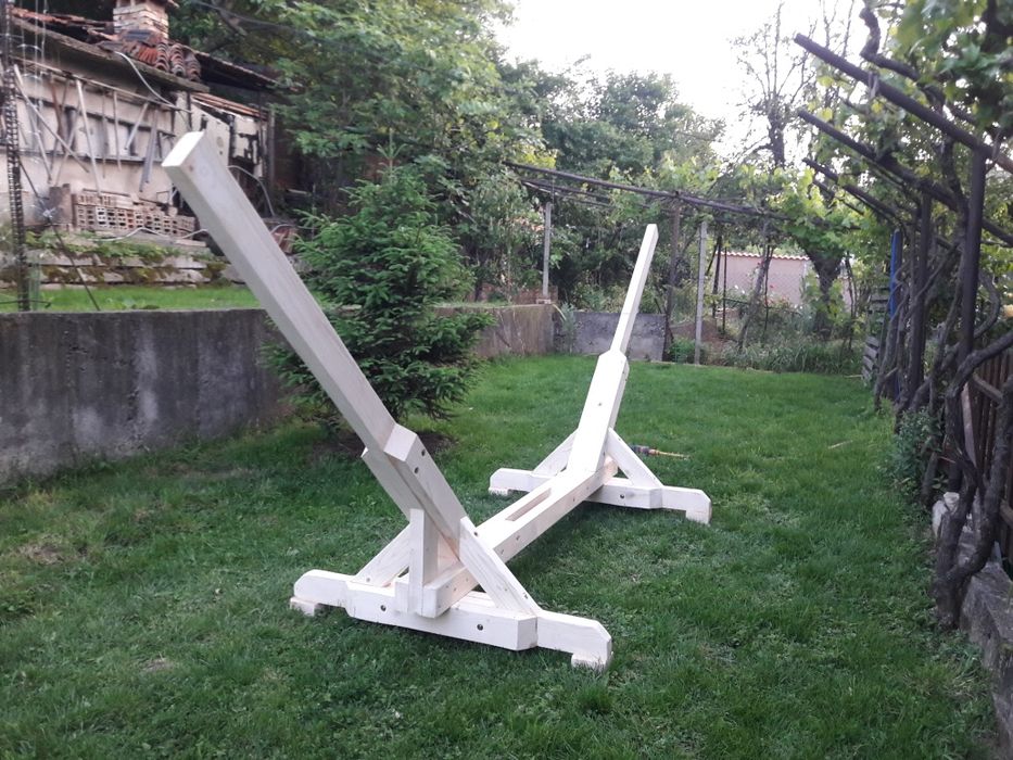Дървена стойка за хамак