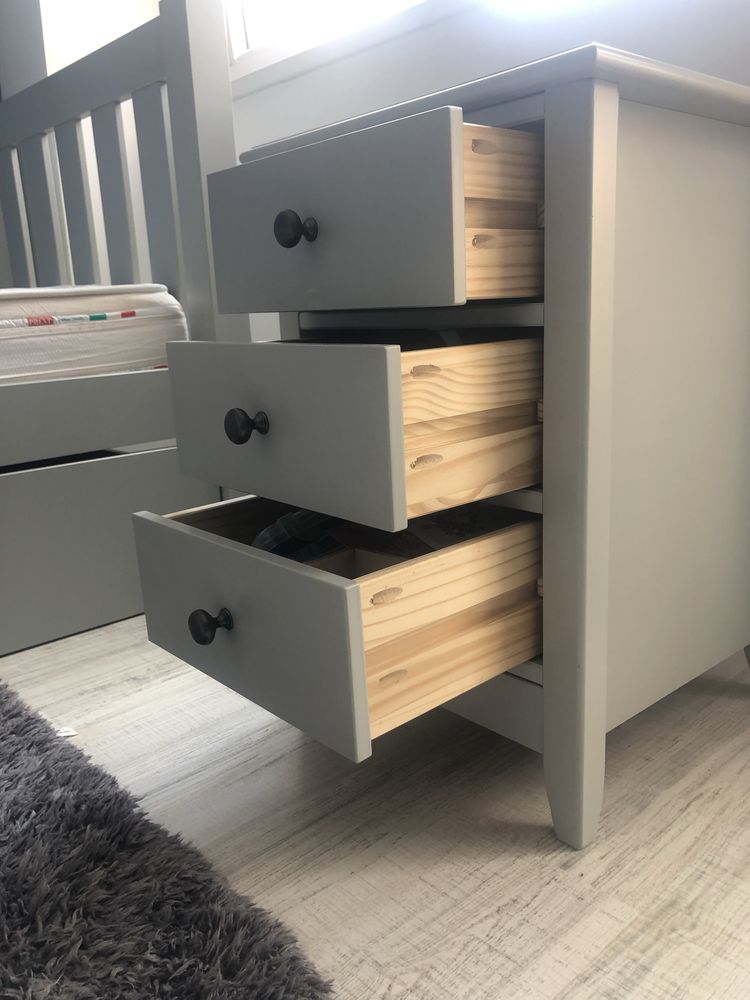 Vand MOBILIER camera SCOLAR din LEMN MASIV si MDF, GRI, import UK