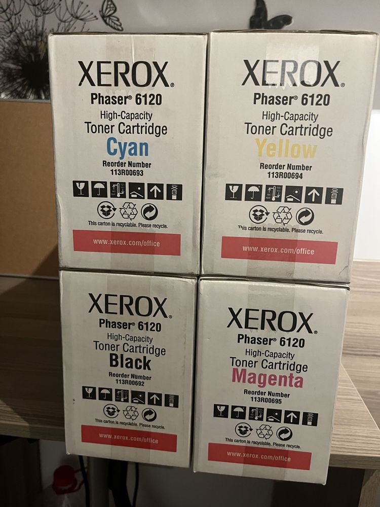 Vand cartuse toner imprimanta xerox phaser 6120 high capacity