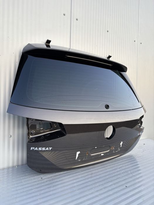 Haion vw Passat B8 •cod de culoare LB8R •2015-2020