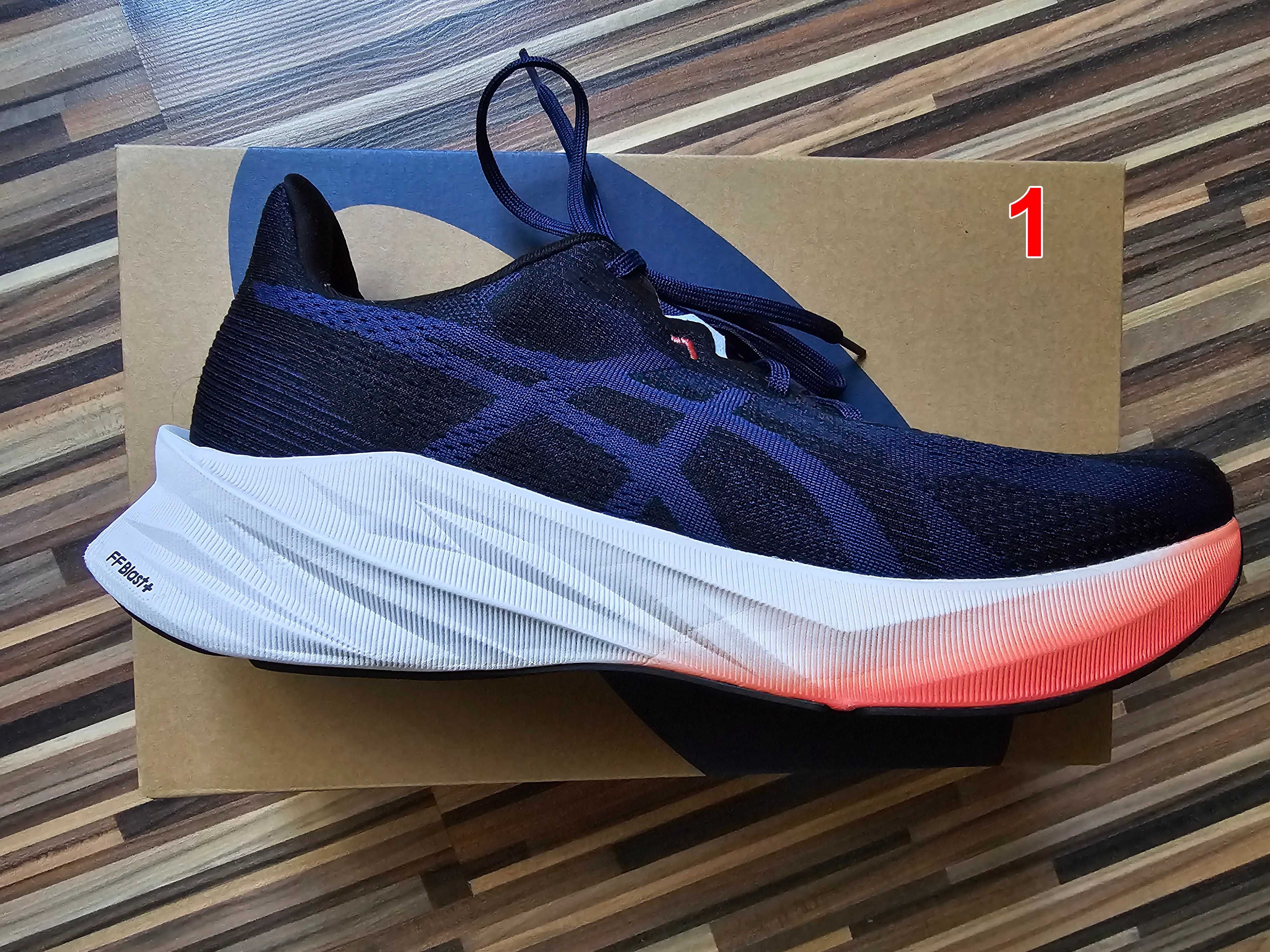 маратонки Asics Dynablast 5 / Fuji Lite 4