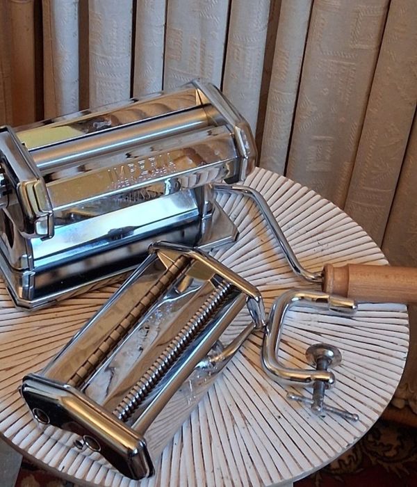 Mașină Imperia inox de făcut tăieței.