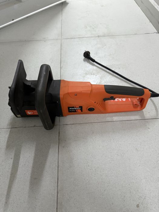 Электрическая пила цепная