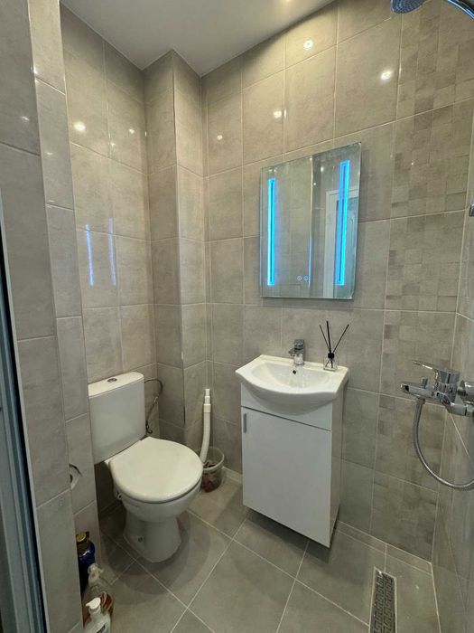 Продава се Тристаен апартамент в София, Гео Милев - 80 кв.м за 2813 €/кв.м - Снимка #9
