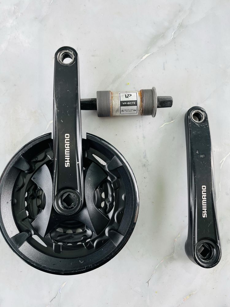 Продавам Групсет SHIMANO