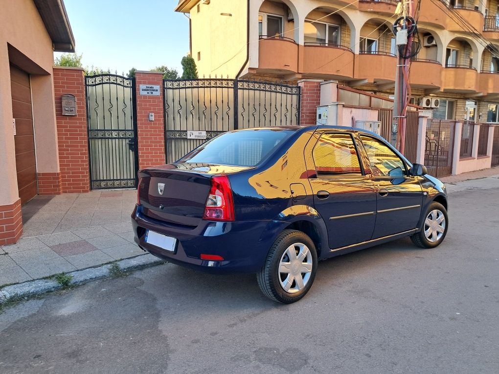 DACIA LOGAN * * 39 .000 KM  * * ESTE CA NOUĂ * 2011 * Unic Proprietar*