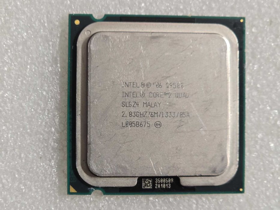 Procesor Intel Core 2 Quad Q9500 2.83GHz LGA775 - poze reale