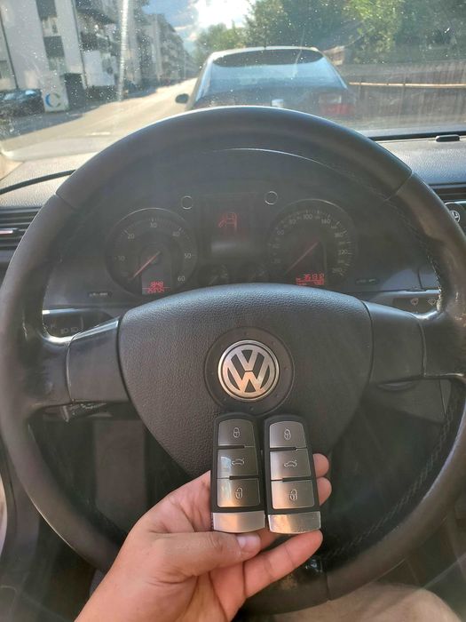 Deblocări uși auto / Copiere și Programare chei auto - Chei pierdute