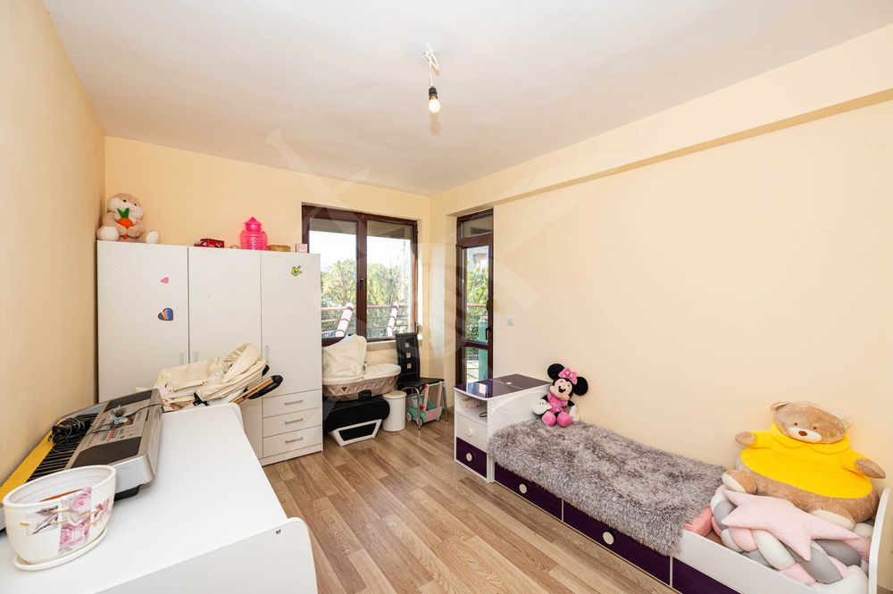 Продава се Тристаен апартамент в Пловдив, Остромила - 116 кв.м за 1432 €/кв.м - Снимка #5